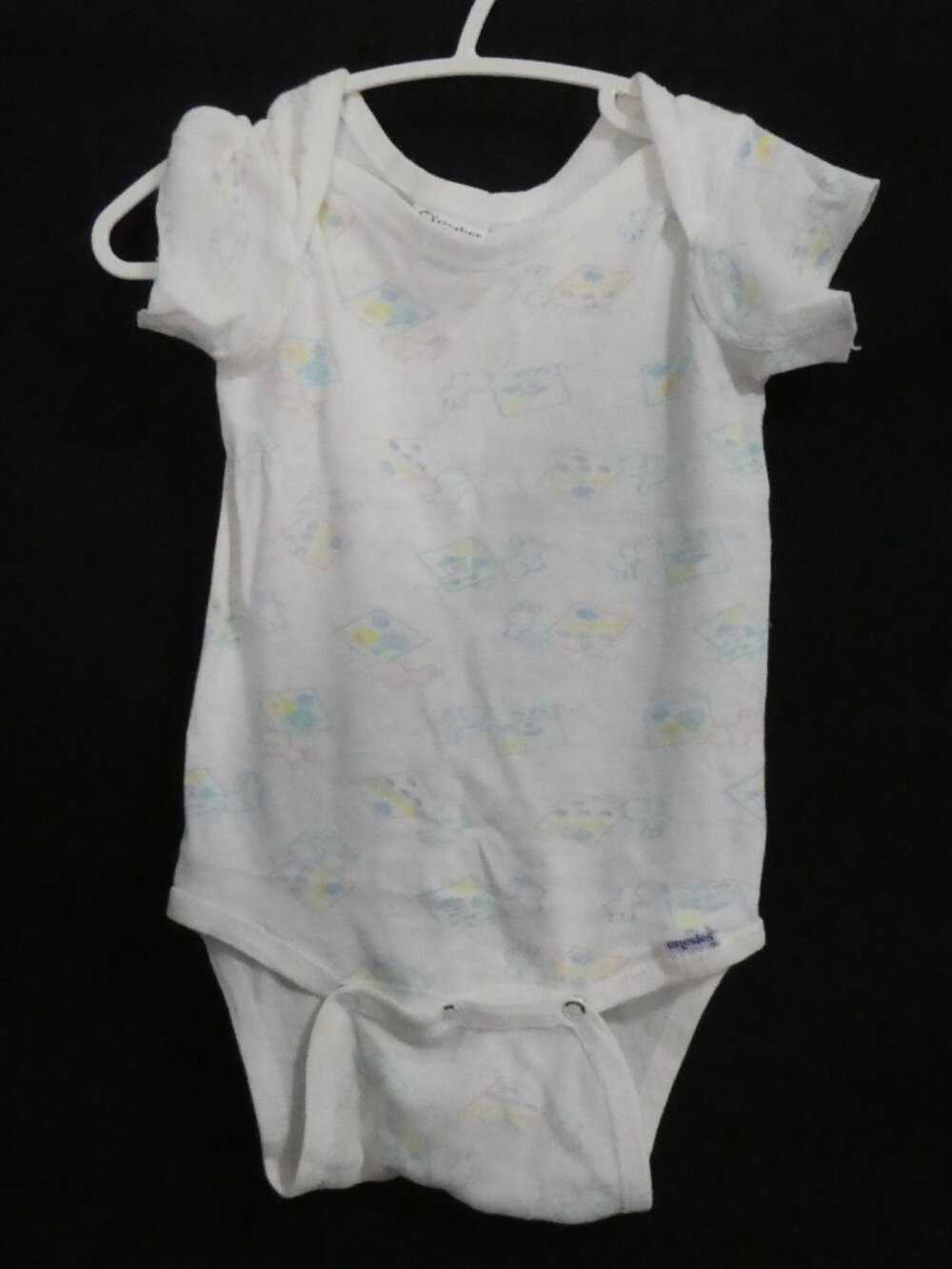 Vintage 90s GERBER Made In the USA Baby Onesie Pastel Quilt Bunny - size large